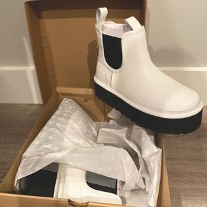 UGG Neumel Platform Chelsea